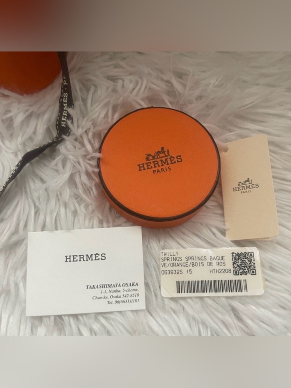 Hermès Silk “Springs Springs” Twilly Orange Bois de Rose. Full set with tags. - Picture 2 of 10